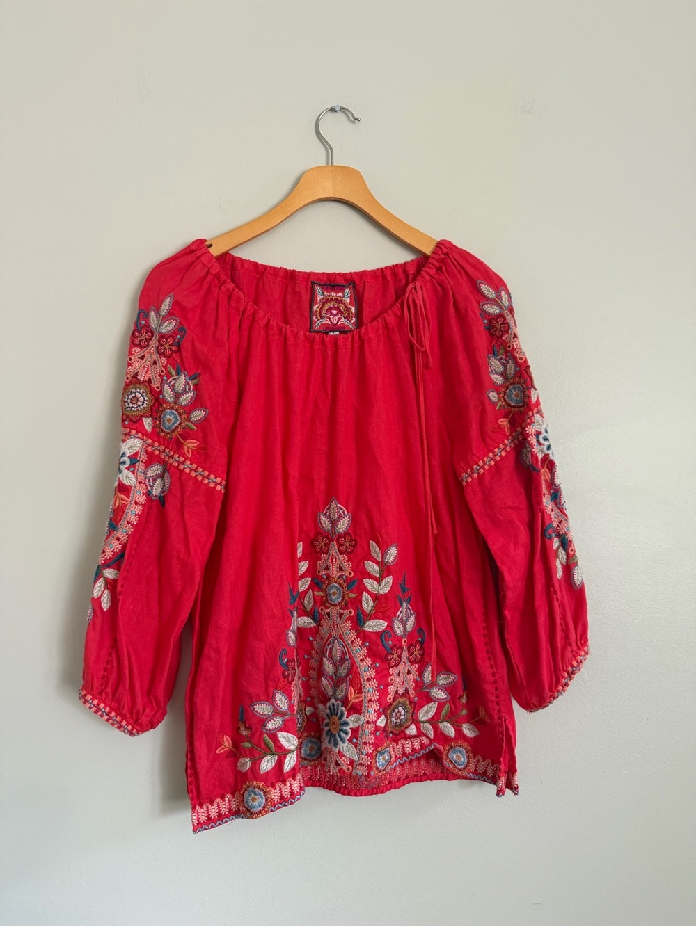 Johnny Was Maisie Peasant Tie Embroidered Blouse Linen Boho Coral Size Small - Picture 2 of 16